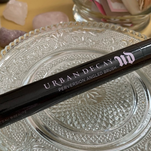 Perversion Angled Brush - Picture 8 of 10